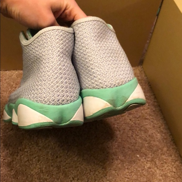 Limited Edition Easter Jordan Mint Green Horizon - Picture 3 of 5